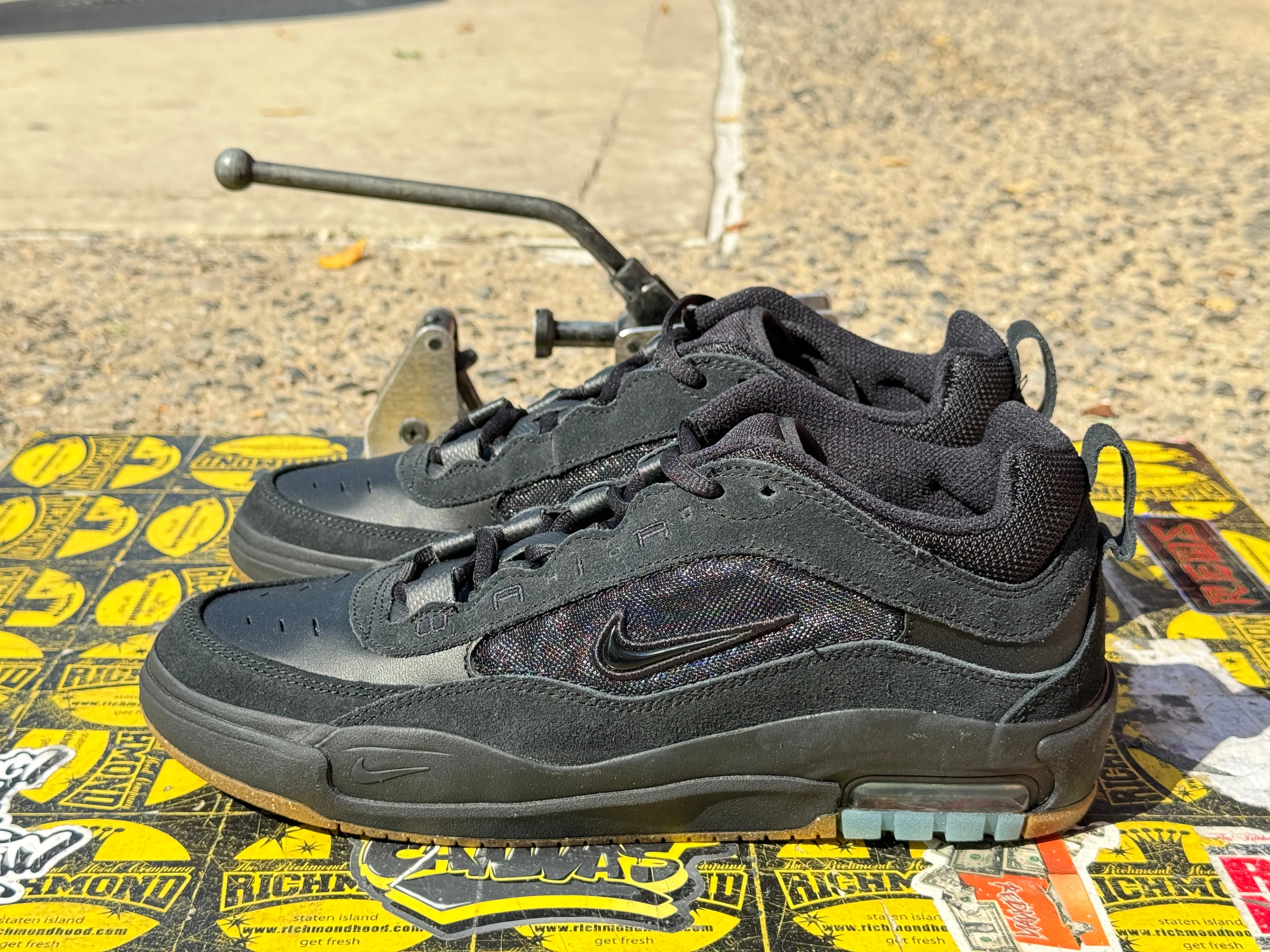 Nike SB Air Max Ishod - Black/Black FB2393-001